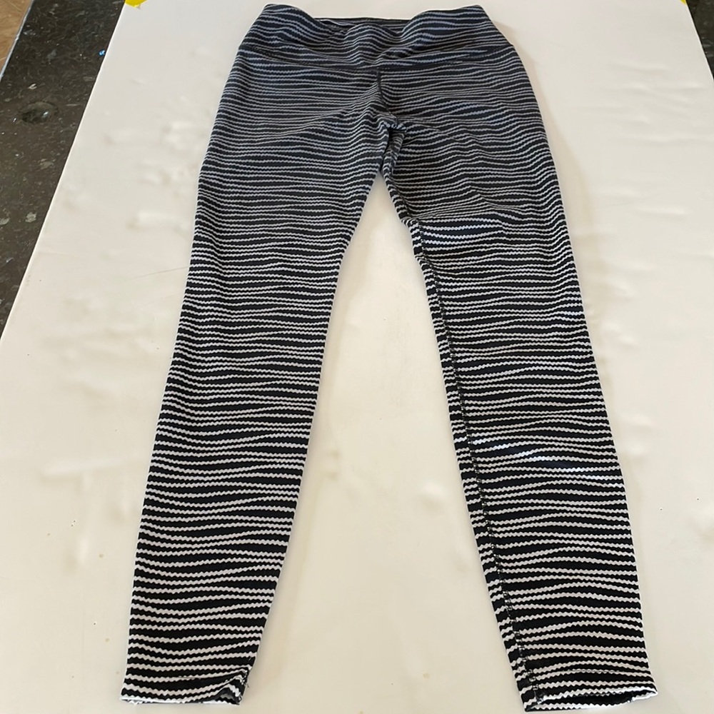 Nike Sri-fit size small.  Leggins